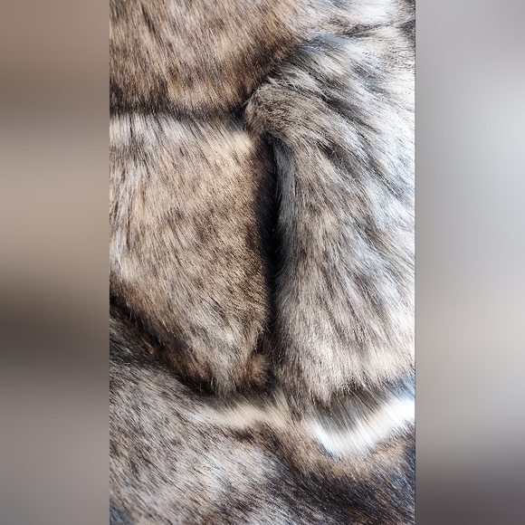 Black Label Faux Fur Long Sleeve Heavy Winter Jacket NWOT - Picture 9 of 10